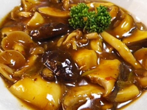 椎茸しめじエリンギのピリ辛煮 レシピ 作り方 By Leopoo 楽天レシピ